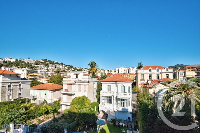 Afficher la photo en grand Appartement F4 à louer - 4 pièces - 93,74 m2 - Nice - 06 - PROVENCE-ALPES-COTE-D-AZUR