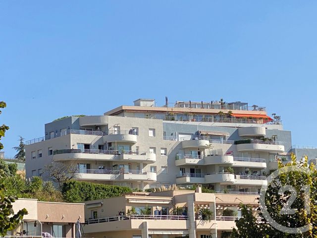 Afficher la photo en grand Appartement F3 à louer - 3 pièces - 65,04 m2 - Nice - 06 - PROVENCE-ALPES-COTE-D-AZUR