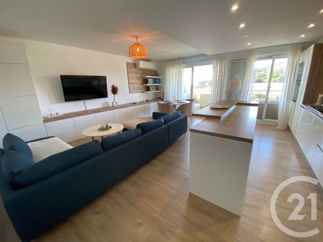 Afficher la photo en grand Appartement F3 à louer - 3 pièces - 65,04 m2 - Nice - 06 - PROVENCE-ALPES-COTE-D-AZUR