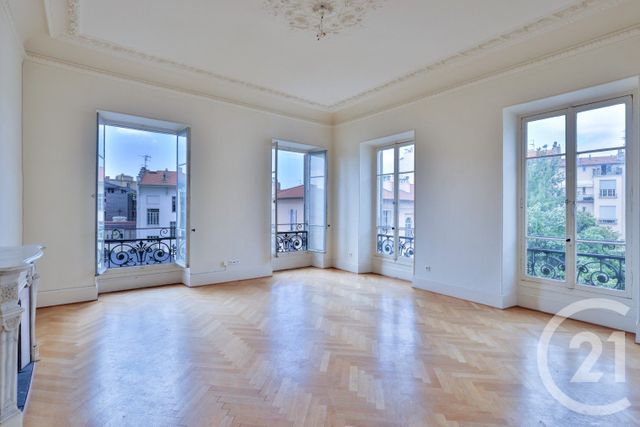 Appartement F6 à vendre NICE