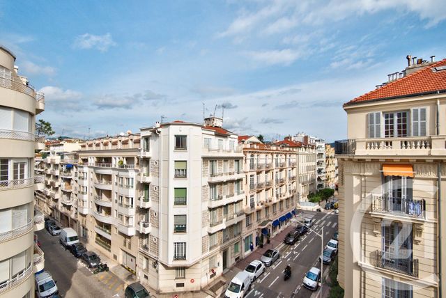 Appartement F3 à vendre - 3 pièces - 56,19 m2 - Nice - 06 - PROVENCE-ALPES-COTE-D-AZUR
