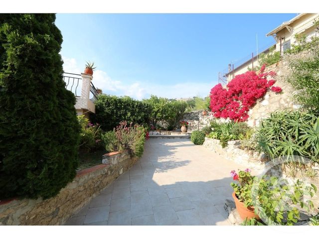 Afficher la photo en grand Maison à vendre - 2 pièces - 90,70 m2 - Nice - 06 - PROVENCE-ALPES-COTE-D-AZUR