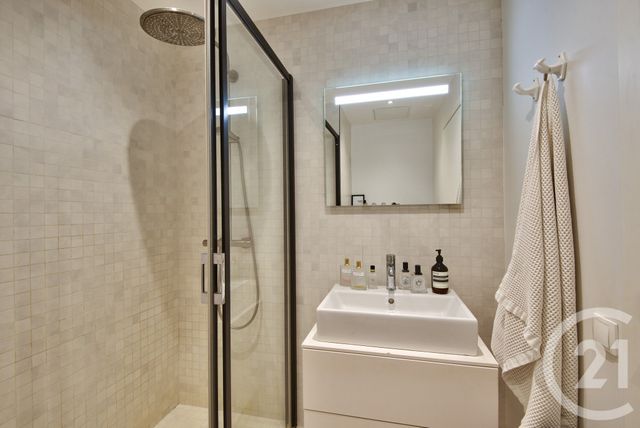 Appartement F2 à vendre - 2 pièces - 40,61 m2 - Nice - 06 - PROVENCE-ALPES-COTE-D-AZUR