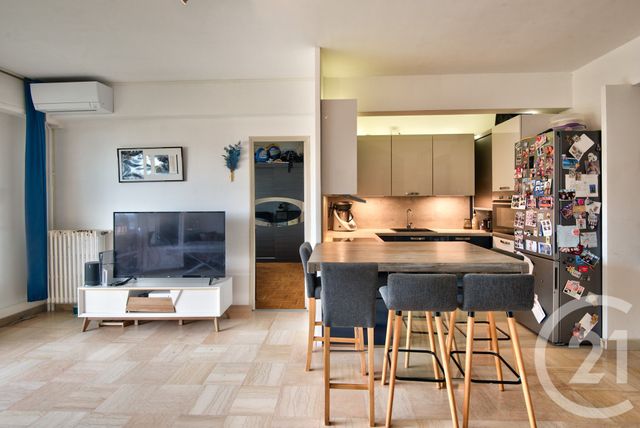 Afficher la photo en grand Appartement F4 à vendre - 4 pièces - 89,60 m2 - Nice - 06 - PROVENCE-ALPES-COTE-D-AZUR