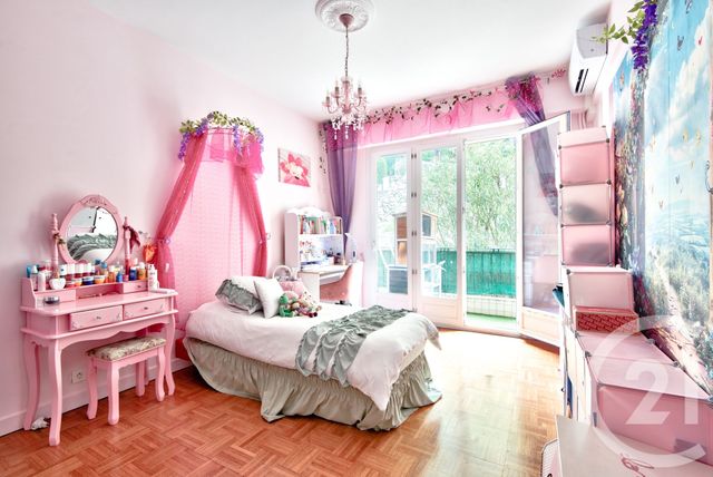 Afficher la photo en grand Appartement F4 à vendre - 4 pièces - 89,60 m2 - Nice - 06 - PROVENCE-ALPES-COTE-D-AZUR