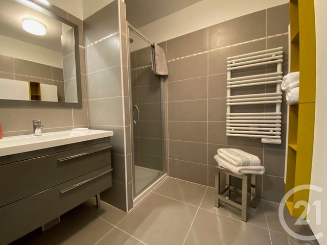 Afficher la photo en grand Appartement F2 à louer - 2 pièces - 43 m2 - Nice - 06 - PROVENCE-ALPES-COTE-D-AZUR