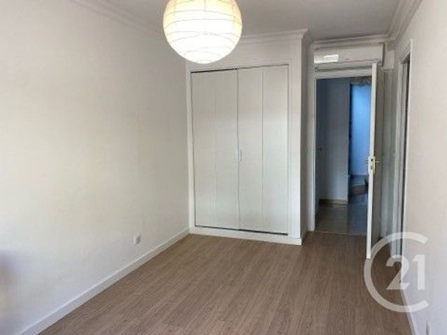 Afficher la photo en grand Appartement F4 à louer - 4 pièces - 107 m2 - Nice - 06 - PROVENCE-ALPES-COTE-D-AZUR