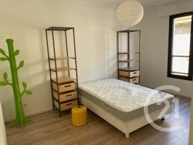 Afficher la photo en grand Appartement F4 à louer - 4 pièces - 107 m2 - Nice - 06 - PROVENCE-ALPES-COTE-D-AZUR