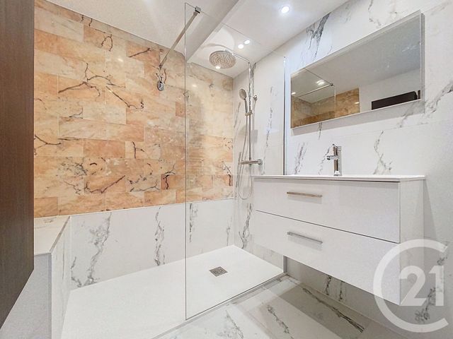 Appartement F3 à louer - 3 pièces - 70,65 m2 - Nice - 06 - PROVENCE-ALPES-COTE-D-AZUR