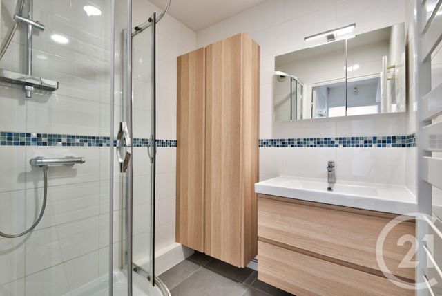 Appartement F3 à vendre - 3 pièces - 63,48 m2 - St Laurent Du Var - 06 - PROVENCE-ALPES-COTE-D-AZUR