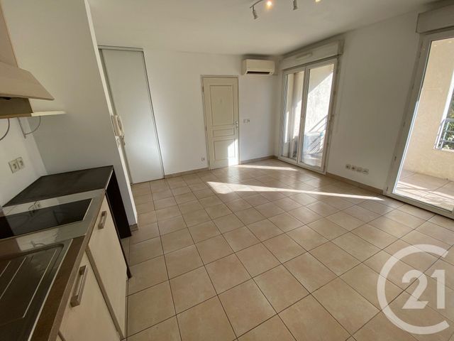 Appartement F2 à louer - 2 pièces - 36,67 m2 - St Andre De La Roche - 06 - PROVENCE-ALPES-COTE-D-AZUR