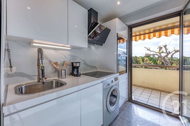 Appartement F2 à vendre - 2 pièces - 54,78 m2 - Nice - 06 - PROVENCE-ALPES-COTE-D-AZUR