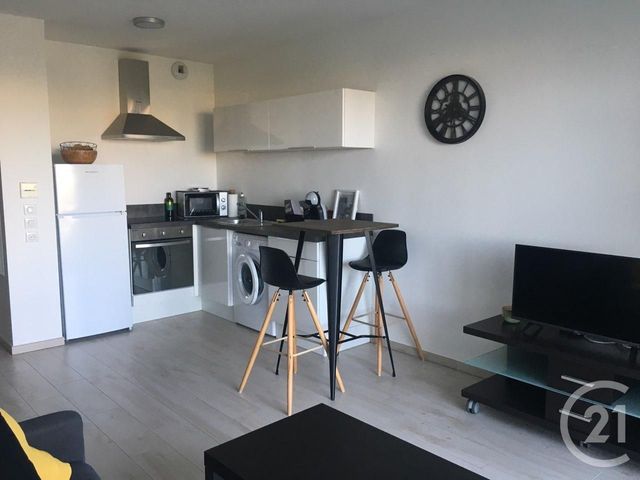 Appartement F1 à louer - 1 pièce - 26,80 m2 - St Laurent Du Var - 06 - PROVENCE-ALPES-COTE-D-AZUR