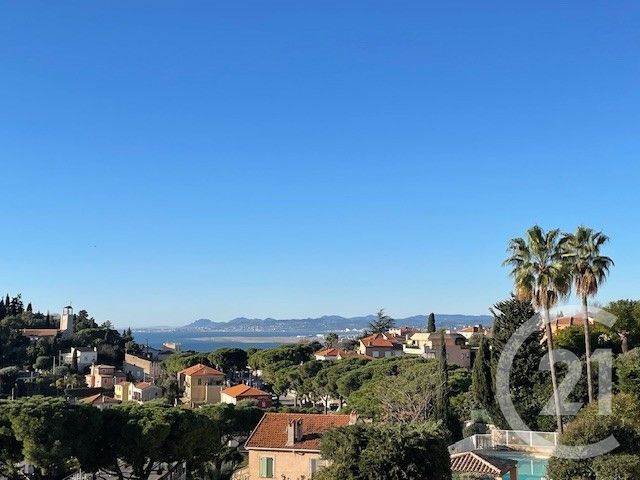 Appartement F2 à louer VILLEFRANCHE SUR MER