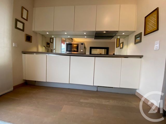 Appartement Studio &agrave; louer - 1 pi&egrave;ce - 29,84 m2 - Nice - 06 - PROVENCE-ALPES-COTE-D-AZUR