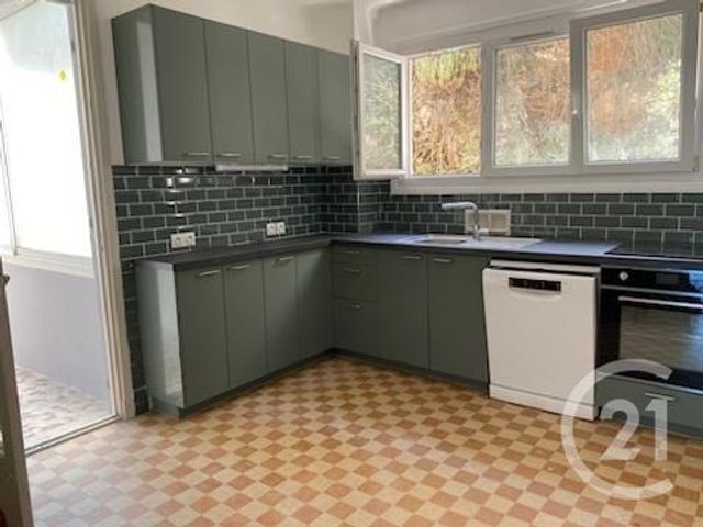 Appartement F3 à louer - 3 pièces - 82,31 m2 - Villefranche Sur Mer - 06 - PROVENCE-ALPES-COTE-D-AZUR