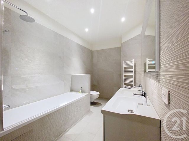 Appartement F6 à louer - 6 pièces - 154,89 m2 - Nice - 06 - PROVENCE-ALPES-COTE-D-AZUR