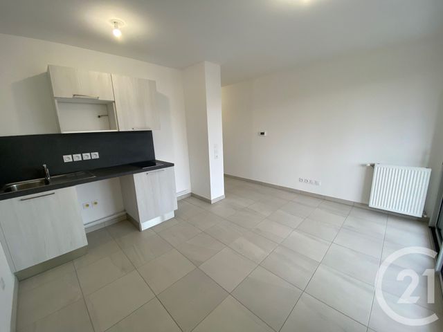 Appartement Studio &agrave; louer - 1 pi&egrave;ce - 22,99 m2 - Nice - 06 - PROVENCE-ALPES-COTE-D-AZUR