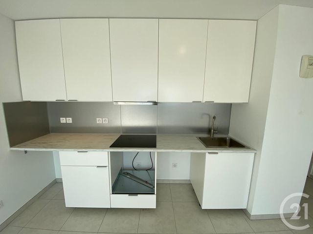 Appartement F3 &agrave; louer - 3 pi&egrave;ces - 60 m2 - Nice - 06 - PROVENCE-ALPES-COTE-D-AZUR