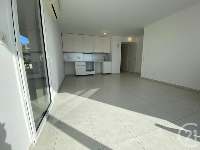 Appartement F3 &agrave; louer - 3 pi&egrave;ces - 60 m2 - Nice - 06 - PROVENCE-ALPES-COTE-D-AZUR