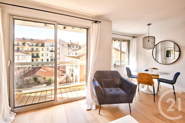 Appartement F2 &agrave; louer - 2 pi&egrave;ces - 47,01 m2 - Nice - 06 - PROVENCE-ALPES-COTE-D-AZUR