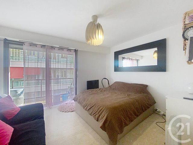 Appartement F1 à louer NICE