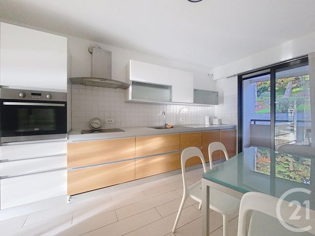 Appartement F3 &agrave; louer - 3 pi&egrave;ces - 91,67 m2 - Nice - 06 - PROVENCE-ALPES-COTE-D-AZUR