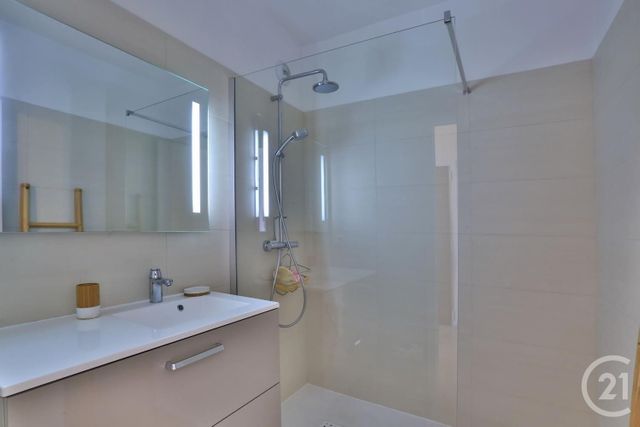 Appartement F2 &agrave; louer - 2 pi&egrave;ces - 60,44 m2 - Villefranche Sur Mer - 06 - PROVENCE-ALPES-COTE-D-AZUR
