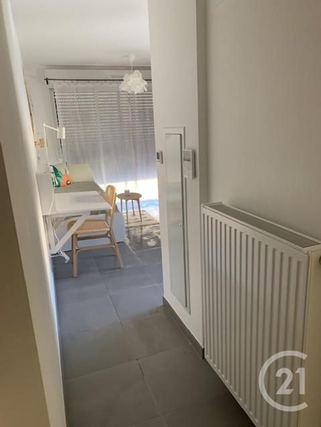 Appartement F1 &agrave; louer - 1 pi&egrave;ce - 21,60 m2 - Nice - 06 - PROVENCE-ALPES-COTE-D-AZUR