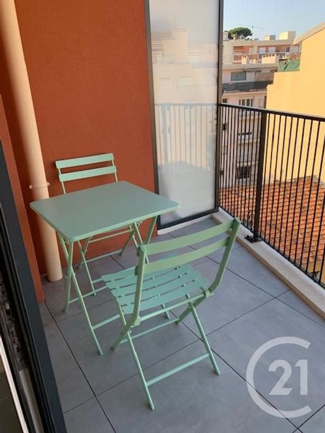 Appartement F1 à louer NICE
