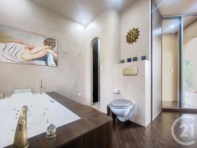 Maison &agrave; louer - 6 pi&egrave;ces - 200,56 m2 - St Laurent Du Var - 06 - PROVENCE-ALPES-COTE-D-AZUR