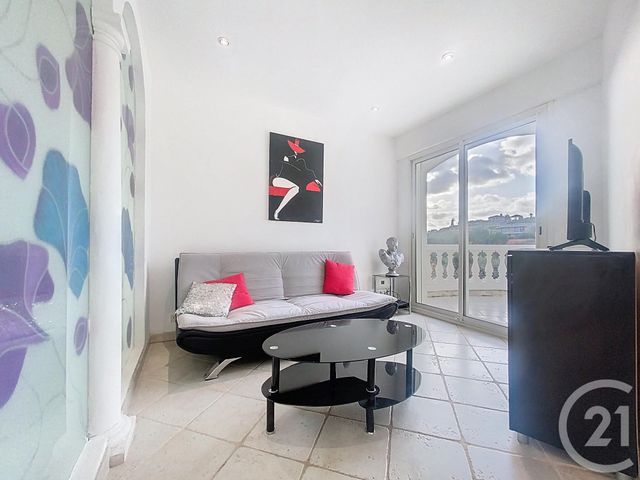 Maison &agrave; louer - 6 pi&egrave;ces - 200,56 m2 - St Laurent Du Var - 06 - PROVENCE-ALPES-COTE-D-AZUR