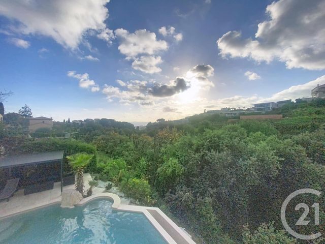 Maison &agrave; louer - 6 pi&egrave;ces - 200,56 m2 - St Laurent Du Var - 06 - PROVENCE-ALPES-COTE-D-AZUR