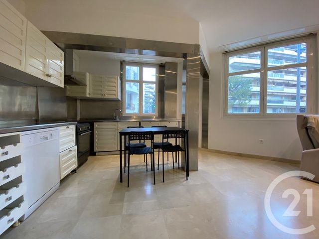 Appartement F3 à louer NICE