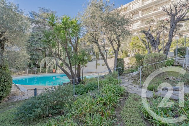 Appartement F4 &agrave; vendre - 4 pi&egrave;ces - 136,71 m2 - Nice - 06 - PROVENCE-ALPES-COTE-D-AZUR