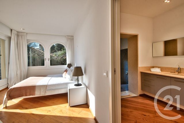 Maison &agrave; louer - 5 pi&egrave;ces - 175 m2 - Beaulieu Sur Mer - 06 - PROVENCE-ALPES-COTE-D-AZUR