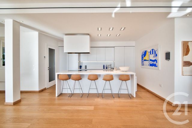 Maison &agrave; louer - 5 pi&egrave;ces - 175 m2 - Beaulieu Sur Mer - 06 - PROVENCE-ALPES-COTE-D-AZUR