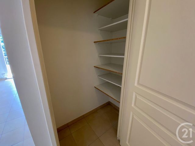 Appartement T3 &agrave; louer - 3 pi&egrave;ces - 61,84 m2 - St Andre De La Roche - 06 - PROVENCE-ALPES-COTE-D-AZUR