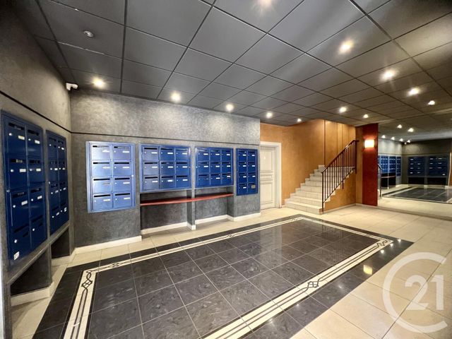 Appartement F3 &agrave; louer - 3 pi&egrave;ces - 71,21 m2 - Nice - 06 - PROVENCE-ALPES-COTE-D-AZUR