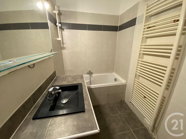 Appartement F3 &agrave; louer - 3 pi&egrave;ces - 58,50 m2 - Nice - 06 - PROVENCE-ALPES-COTE-D-AZUR