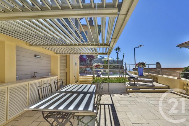 Maison &agrave; louer - 3 pi&egrave;ces - 97,11 m2 - Nice - 06 - PROVENCE-ALPES-COTE-D-AZUR