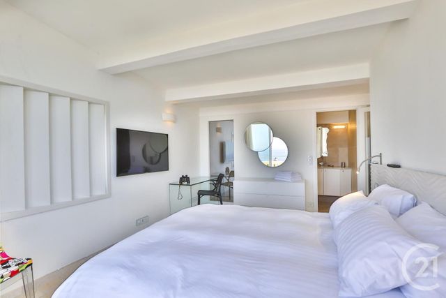 Maison &agrave; louer - 3 pi&egrave;ces - 97,11 m2 - Nice - 06 - PROVENCE-ALPES-COTE-D-AZUR