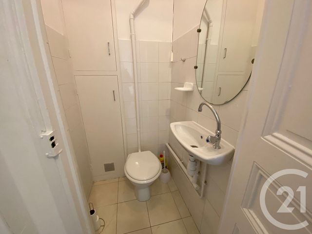 Appartement F3 &agrave; louer - 3 pi&egrave;ces - 23,72 m2 - Nice - 06 - PROVENCE-ALPES-COTE-D-AZUR