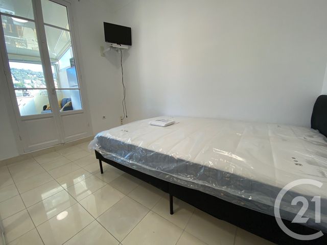 Appartement F3 &agrave; louer - 3 pi&egrave;ces - 23,72 m2 - Nice - 06 - PROVENCE-ALPES-COTE-D-AZUR