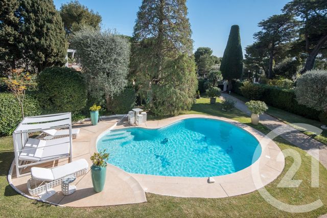 Maison &agrave; louer - 9 pi&egrave;ces - 254 m2 - St Jean Cap Ferrat - 06 - PROVENCE-ALPES-COTE-D-AZUR