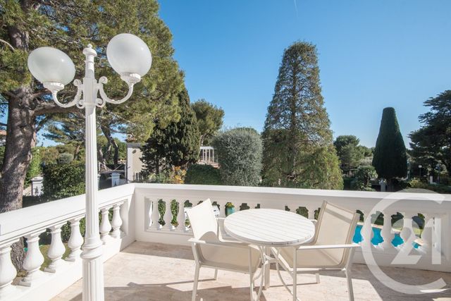 Maison &agrave; louer - 9 pi&egrave;ces - 254 m2 - St Jean Cap Ferrat - 06 - PROVENCE-ALPES-COTE-D-AZUR