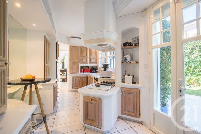 Maison &agrave; louer - 9 pi&egrave;ces - 254 m2 - St Jean Cap Ferrat - 06 - PROVENCE-ALPES-COTE-D-AZUR