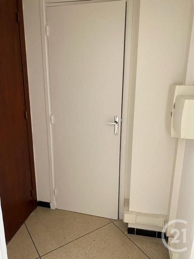 Appartement F1 &agrave; louer - 1 pi&egrave;ce - 32 m2 - Nice - 06 - PROVENCE-ALPES-COTE-D-AZUR