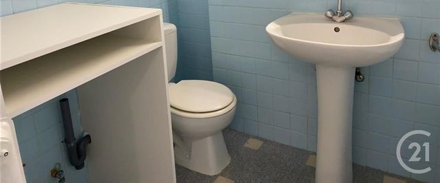 Appartement F1 &agrave; louer - 1 pi&egrave;ce - 32 m2 - Nice - 06 - PROVENCE-ALPES-COTE-D-AZUR