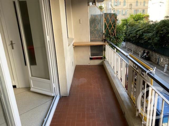 Appartement F1 &agrave; louer - 1 pi&egrave;ce - 32 m2 - Nice - 06 - PROVENCE-ALPES-COTE-D-AZUR